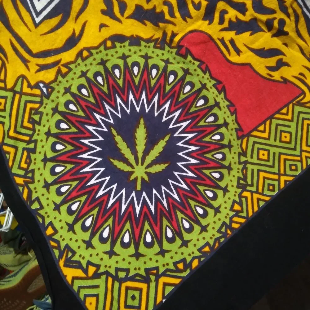 Bob Marley Cannabis Marijuana Smoke Joint Mandala Tapestry LARGE